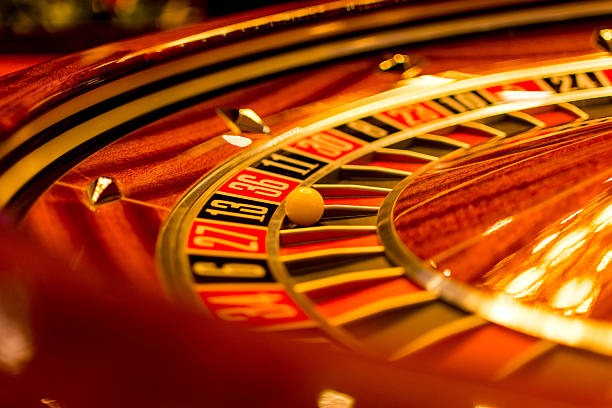 max188 live dealer studio with multiple camera feeds